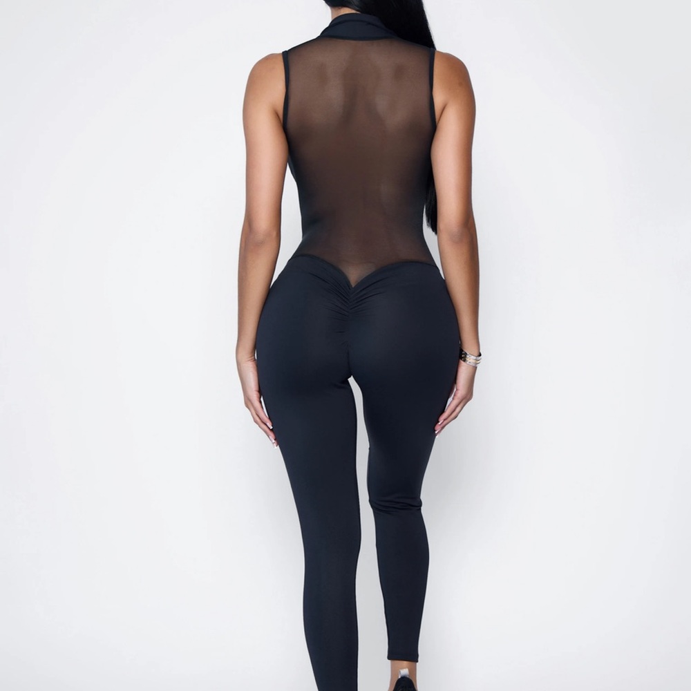 Athletic wear Our Light Supplex is a fabric built with nylon textured
